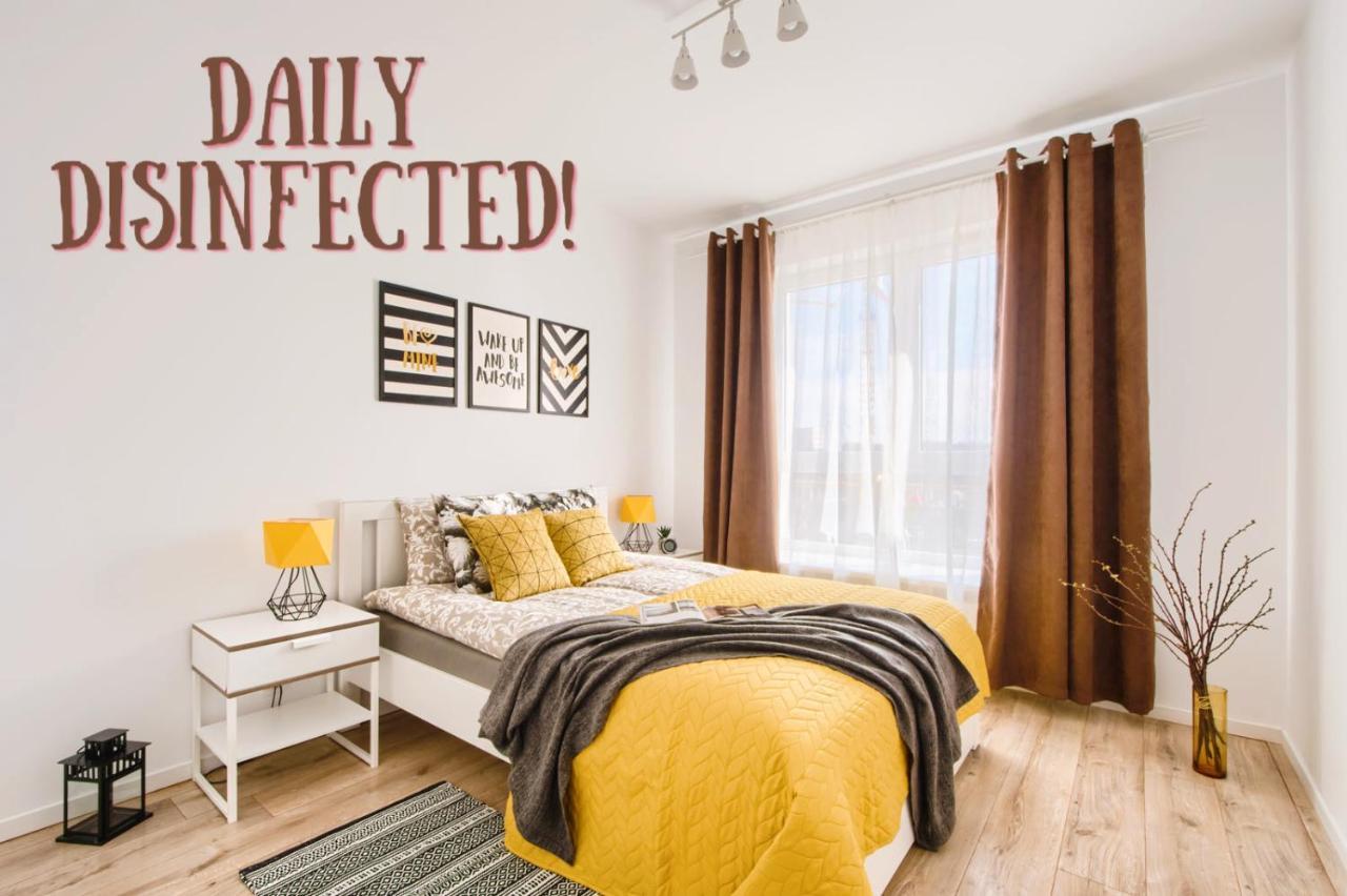 M&R Apartament Airport&Business Premium Komputerowa - Underground Garage - Free Wifi - Netflix - Self Check-In - 5 Min From Chopin Airport Βαρσοβία Εξωτερικό φωτογραφία
