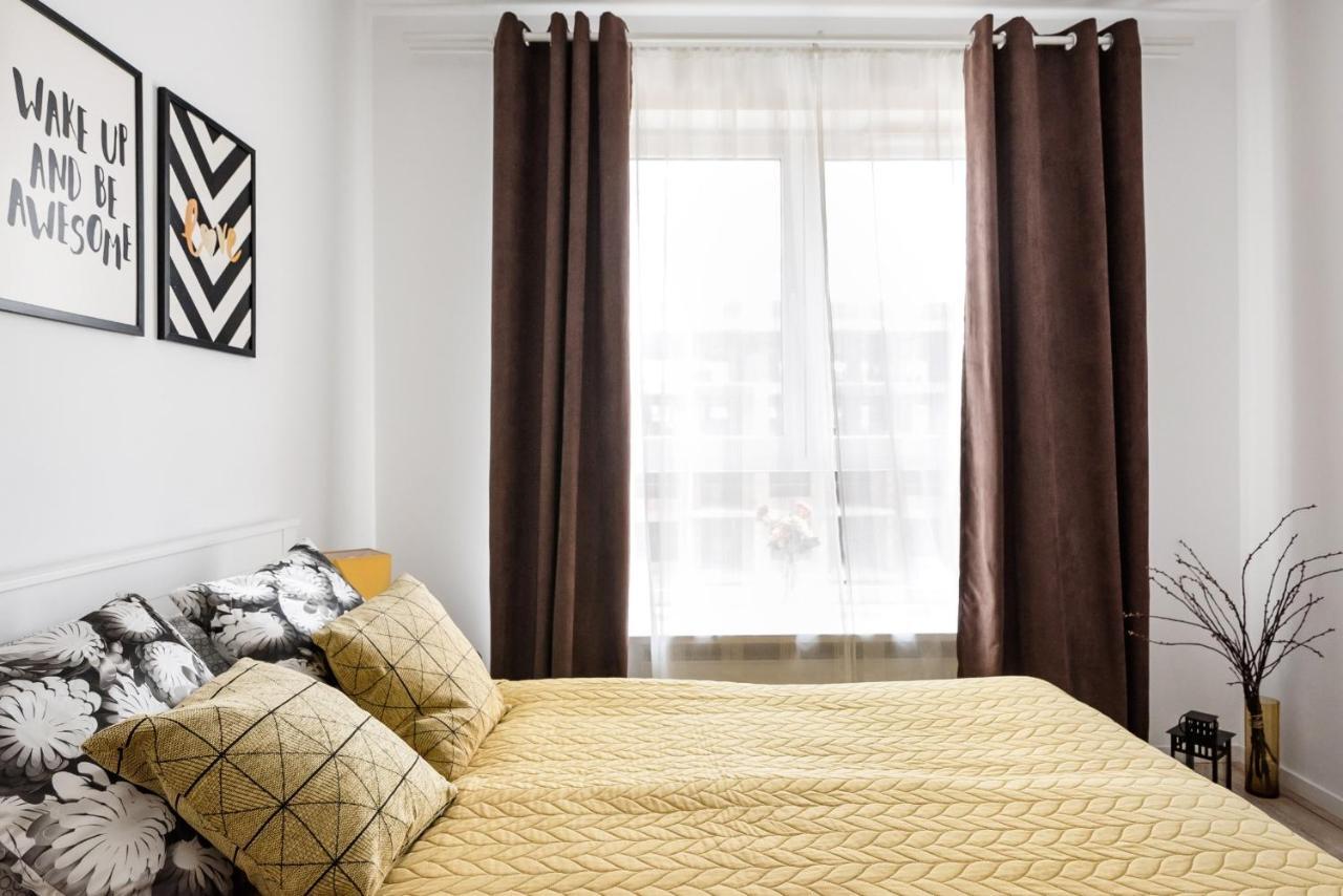 M&R Apartament Airport&Business Premium Komputerowa - Underground Garage - Free Wifi - Netflix - Self Check-In - 5 Min From Chopin Airport Βαρσοβία Εξωτερικό φωτογραφία